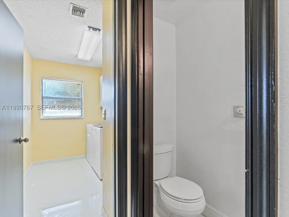 f5c6087342d8c2672022ea87429e46e9l-m3000345203rd-w960_h720 Coral Springs House